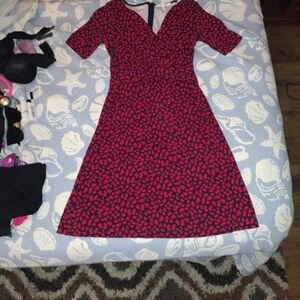 Lark & Ro Red and Black Midi Dress